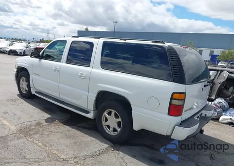 2004 GMC Yukon Xl 1500 Denali z USA, uszkodzony, nr VIN 1GKFK66U64JS63535